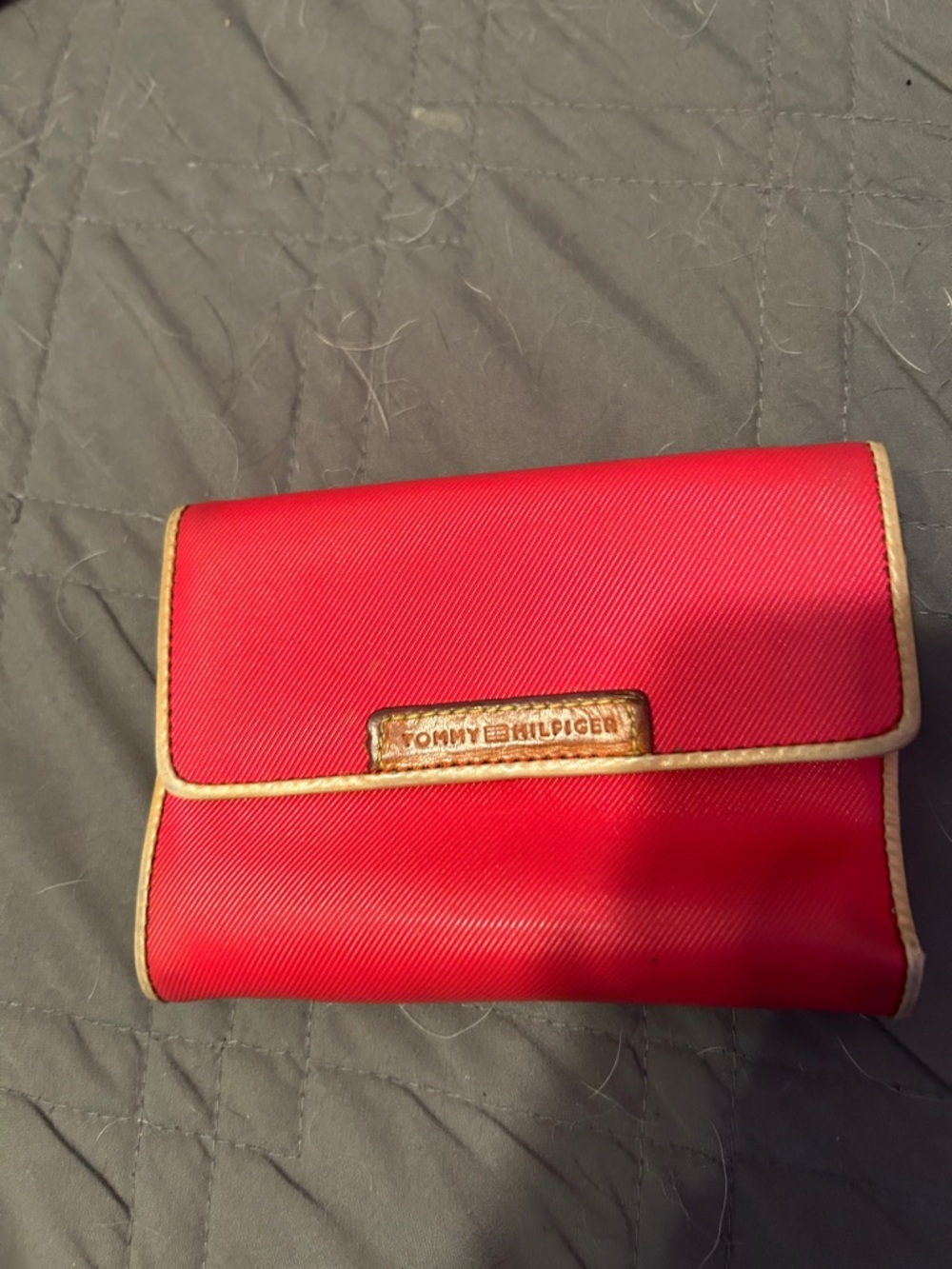 Tommy Hilfiger Red Trifold Wallet with Contrast Trim - Picture 3 of 11